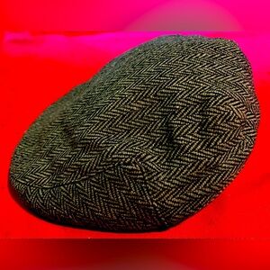 Vintage Totes, excellent condition, 25 inches